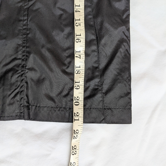 Like new Kamik boys Rain jacket size 8 - Picture 4 of 10